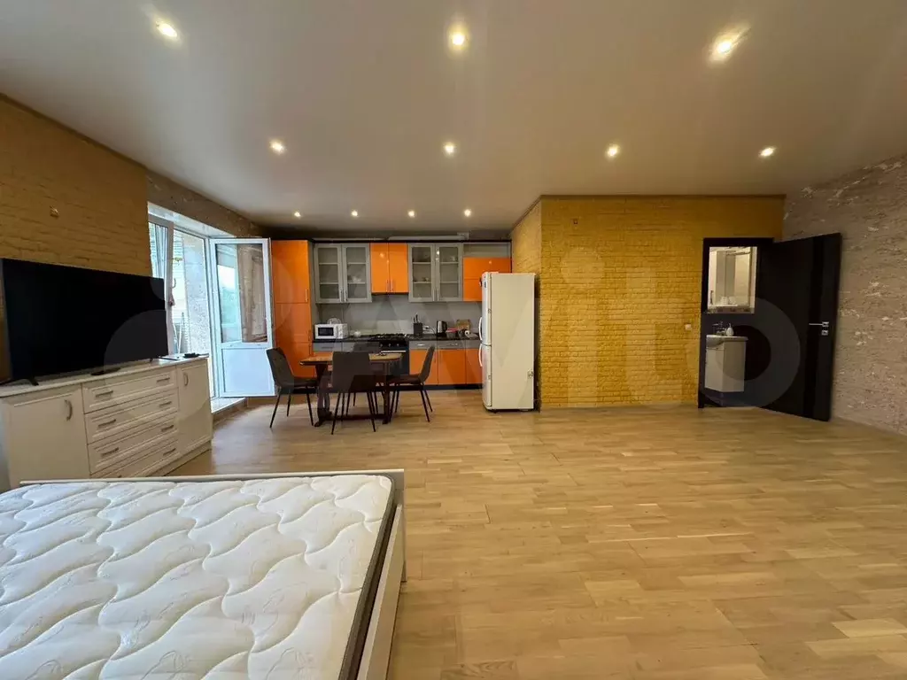 1-к. квартира, 40 м, 4/9 эт. - Фото 0