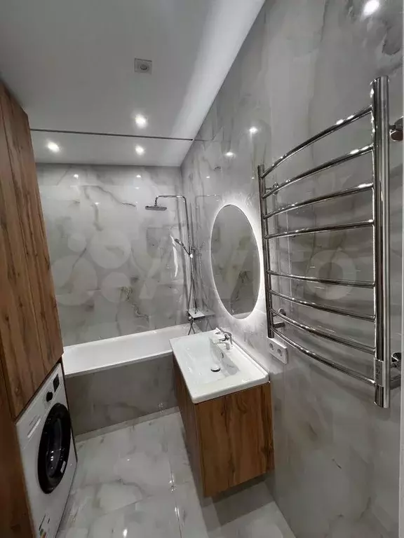 2-к. квартира, 60 м, 18/19 эт. - Фото 1