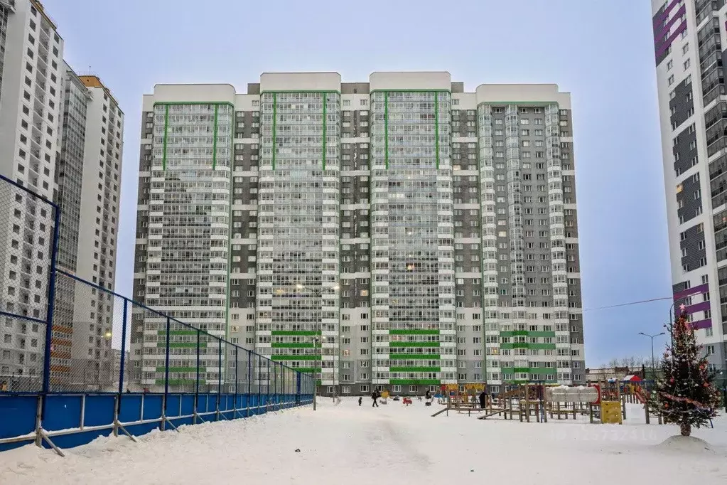 2-к кв. Свердловская область, Екатеринбург ул. Рассветная, 8к3 (52.1 ... - Фото 2