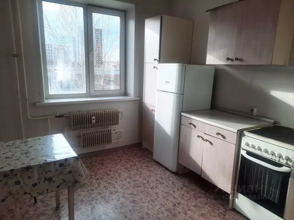 1-к кв. Алтайский край, Барнаул ул. 65 лет Победы, 49 (37.0 м) - Фото 0