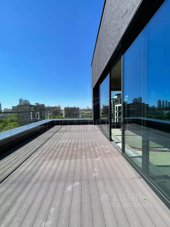 6-к кв. Москва Мосфильмовская ул., 1к7 (427.5 м) - Фото 0