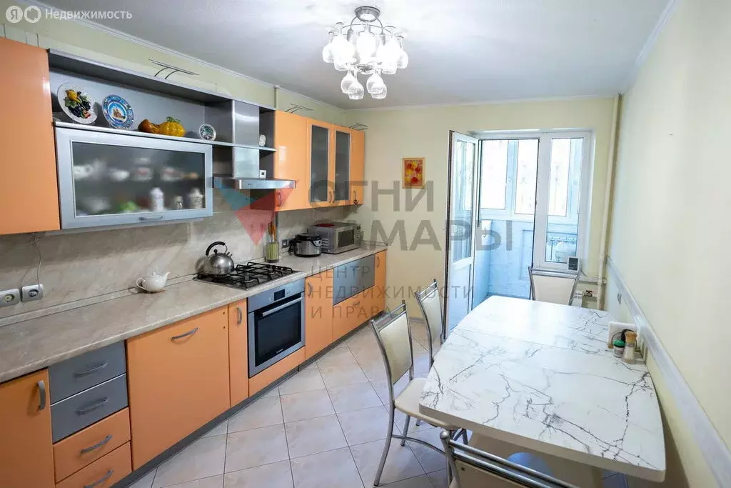3-комнатная квартира: Самара, переулок Карякина, 1 (77.2 м) - Фото 1