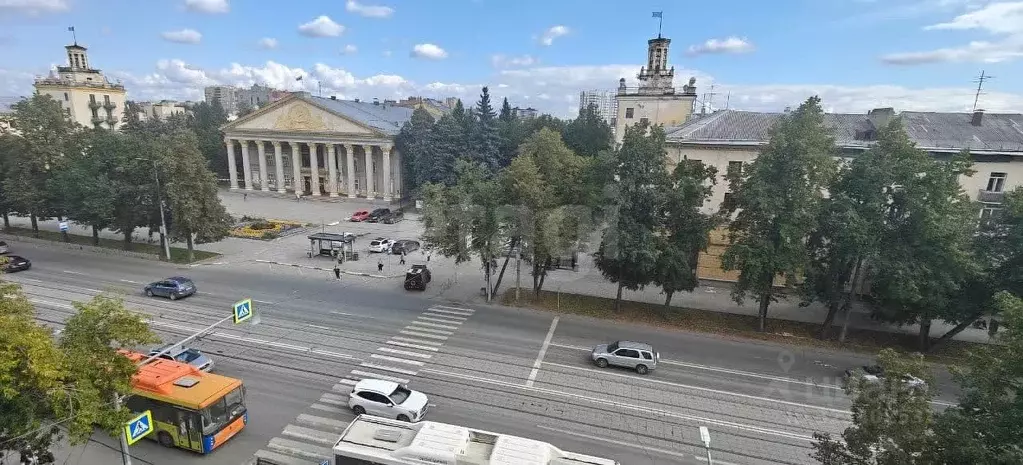 3-к кв. Новосибирская область, Новосибирск ул. Богдана Хмельницкого, ... - Фото 1