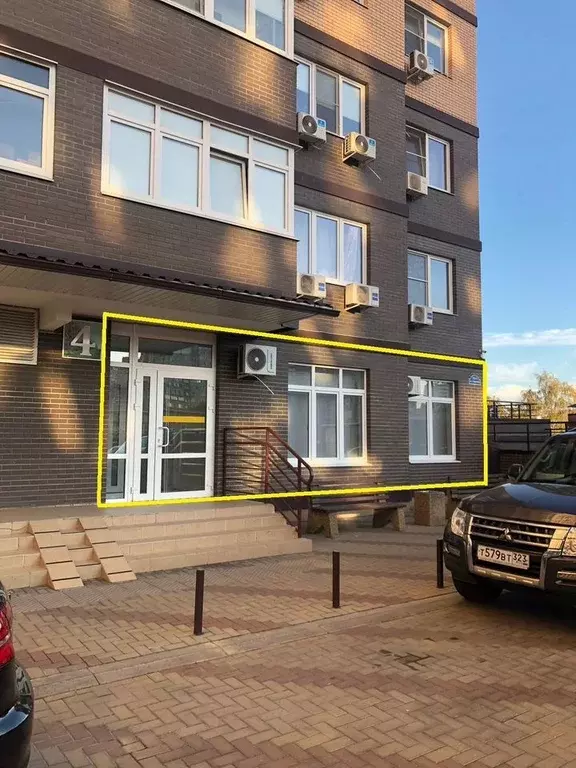 Офис в Краснодарский край, Краснодар Гаражная ул., 156к1 (59 м) - Фото 1