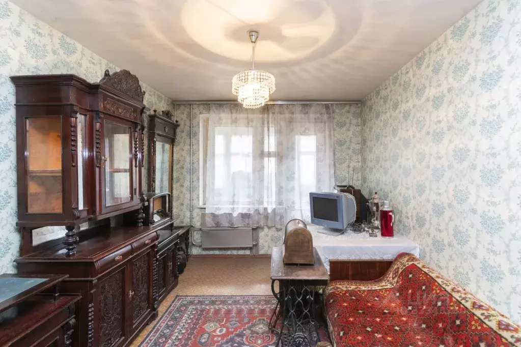 2-к кв. Тюменская область, Тюмень 6-й мкр, ул. Валерии Гнаровской, 5 ... - Фото 1