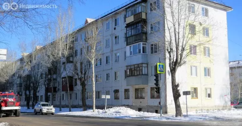 2-комнатная квартира: Тюмень, улица Белинского, 3 (44 м) - Фото 0