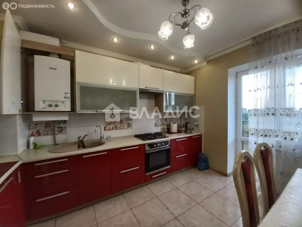 3-комнатная квартира: Калининград, Советский проспект, 43 (83 м) - Фото 2