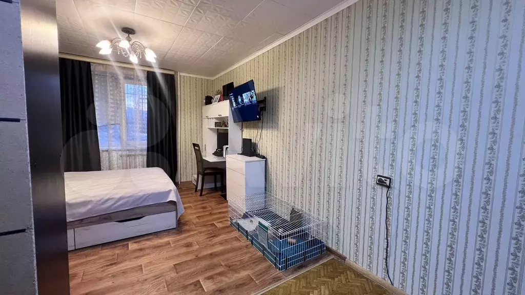 Комната 18,1 м в 8-к., 3/9 эт. - Фото 1