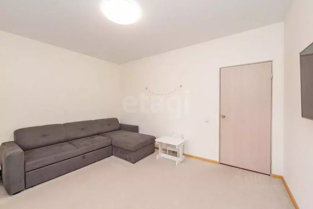 3-к кв. Пермский край, Пермь ул. Каляева, 15 (66.6 м) - Фото 1