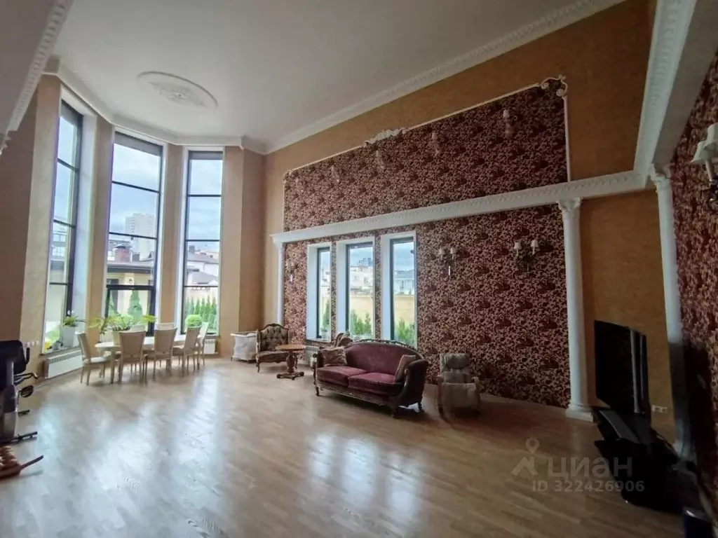 Помещение свободного назначения в Татарстан, Набережные Челны ул. ... - Фото 1