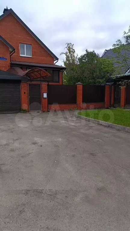 Дом 250 м на участке 3,5 сот. - Фото 0