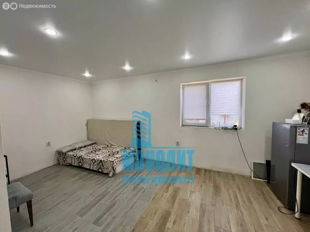Дом в село Крым, Комсомольская улица, 28 (38 м) - Фото 2