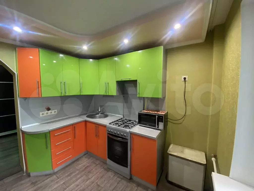 2-к. квартира, 52 м, 1/5 эт. - Фото 1