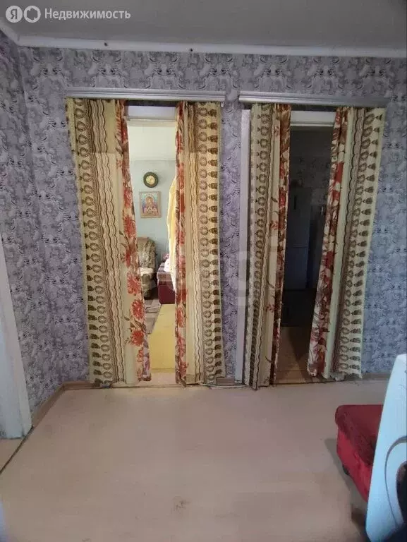 3-комнатная квартира: Черногорск, проспект Космонавтов, 4 (61.2 м) - Фото 2