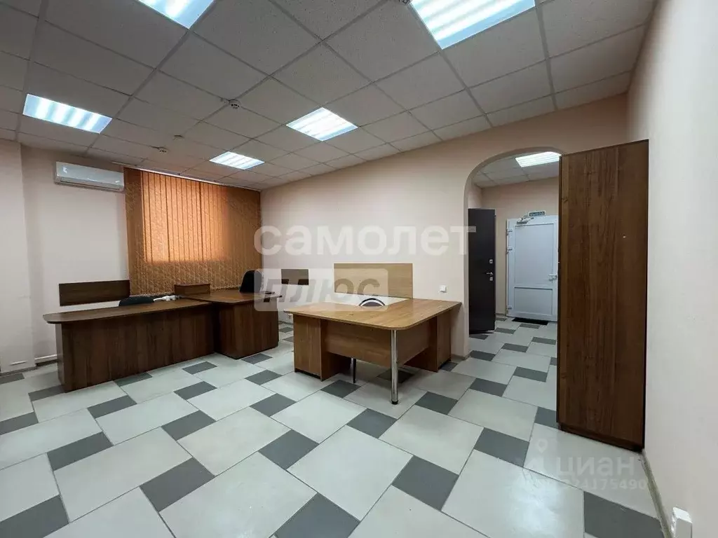 Офис в Коми, Сыктывкар Покровский бул., 9 (54 м) - Фото 1