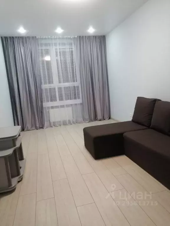 1-к кв. Краснодарский край, Динская ст-ца ул. Красная, 162/2к2 (40.0 ... - Фото 2