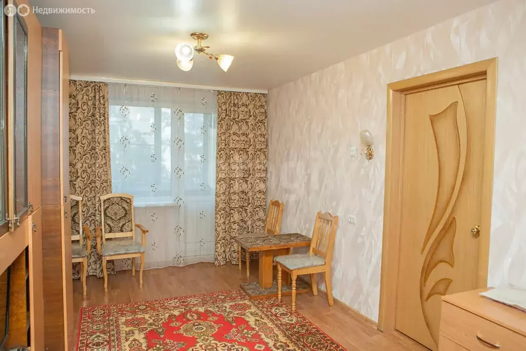 3-комнатная квартира: Нижний Новгород, Комсомольская площадь, 10к1 (53 ... - Фото 1