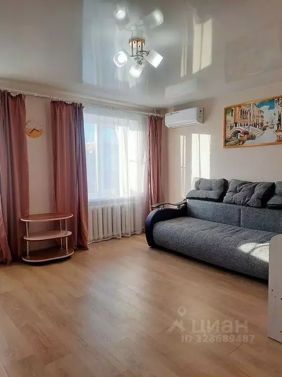 2-к кв. Ленинградская область, Сланцы ул. Кирова, 51/2 (50.0 м) - Фото 1