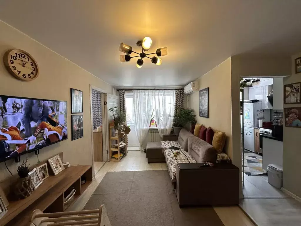 Квартира, 3 комнаты, 55 м - Фото 2