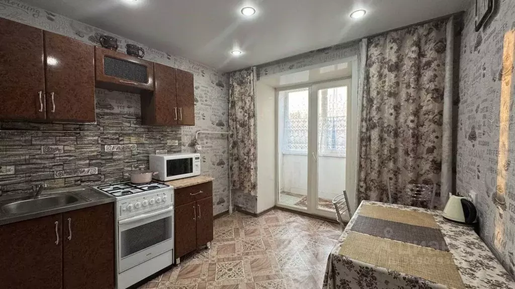 2-к кв. Хакасия, Абакан Нижняя Согра мкр, ул. Рыбацкая, 23 (47.0 м) - Фото 1