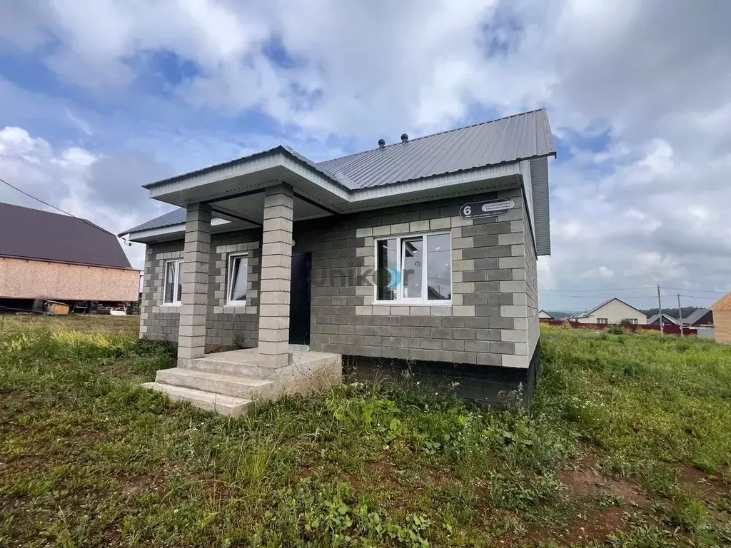 Дом в Башкортостан, Иглинский сельсовет, с. Иглино ул. Краснодарская, ... - Фото 1