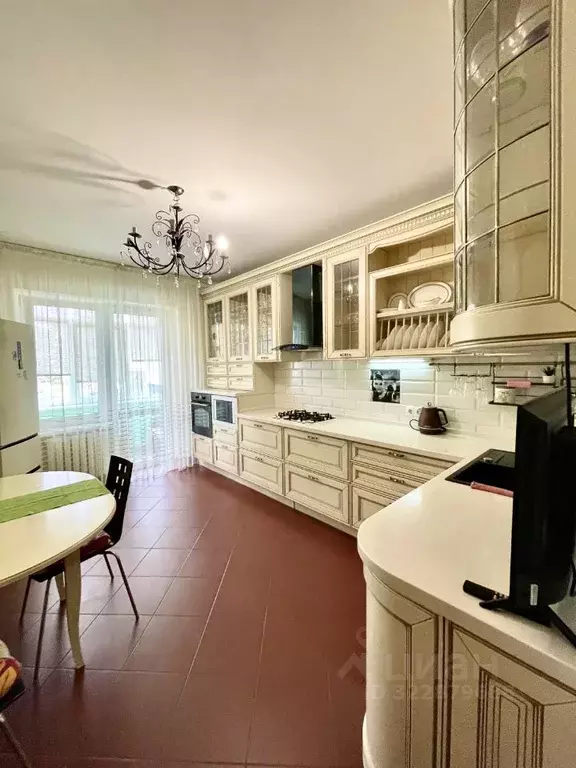 2-к кв. Краснодарский край, Краснодар ул. Аксайская, 61 (87.0 м) - Фото 1