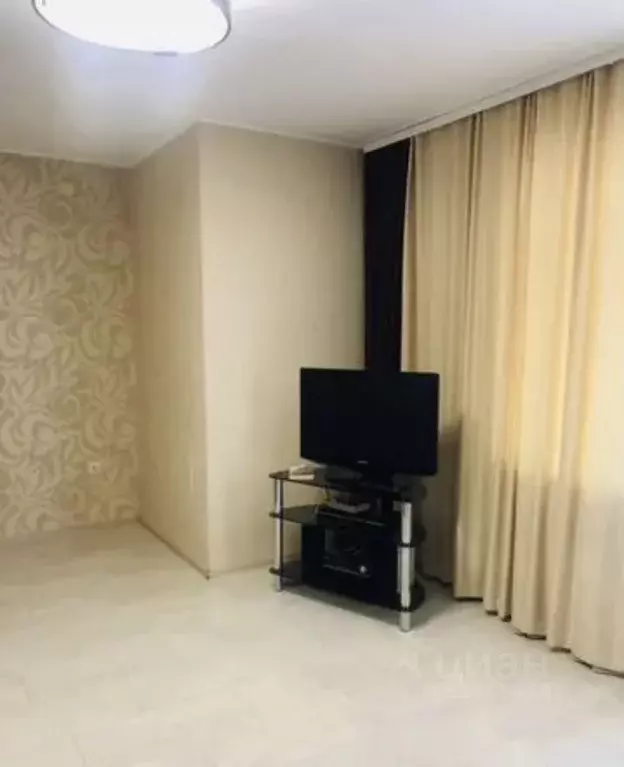 2-к кв. Красноярский край, Красноярск Якорный пер., 17А (64.0 м) - Фото 1