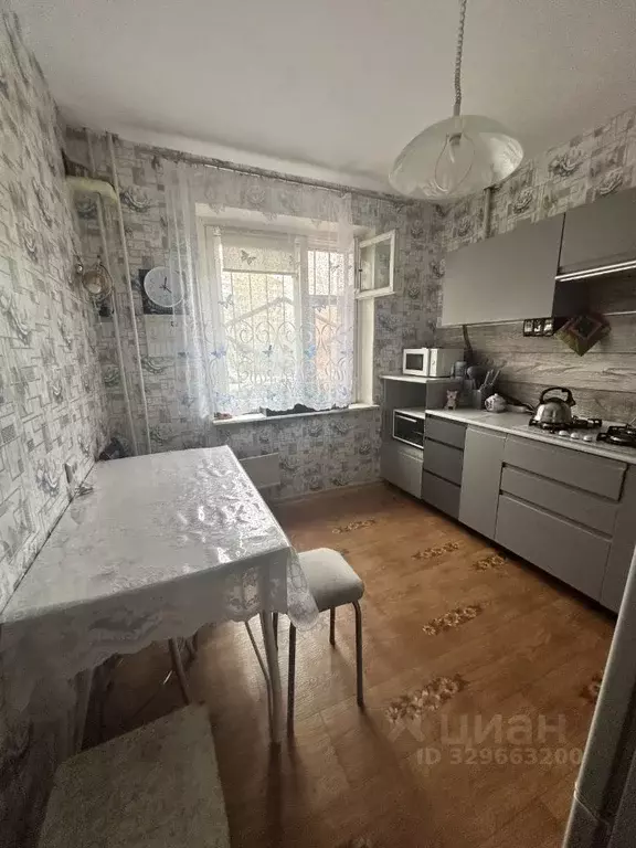 4-к кв. Пермский край, Пермь ул. Липатова, 18 (86.0 м) - Фото 2