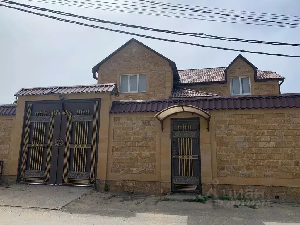 Дом в Дагестан, Махачкала Караман-6 мкр, ул. Аварская, 23 (400 м) - Фото 0