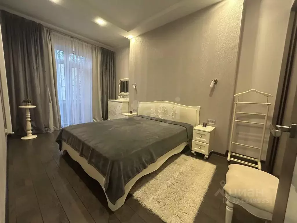 3-к кв. Татарстан, Казань ул. Гоголя, 9 (77.0 м) - Фото 1