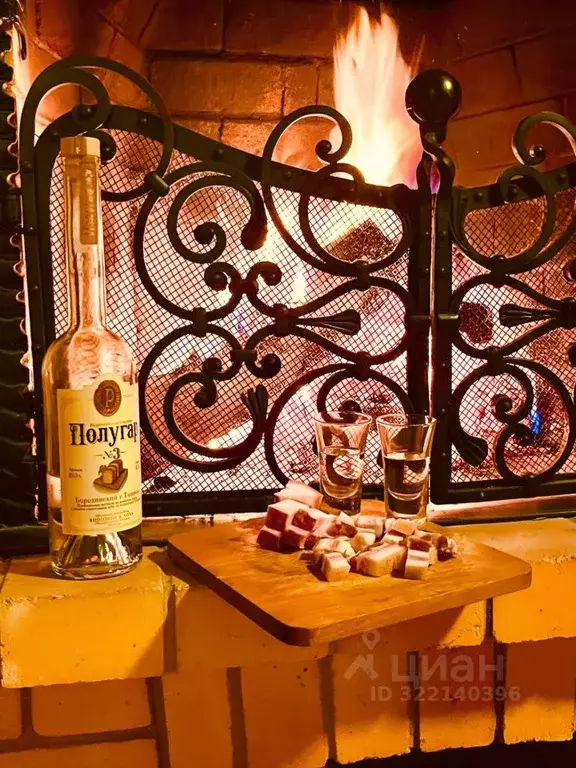 Дом в Новгородская область, Валдайский район, Рощинское с/пос, д. ... - Фото 1