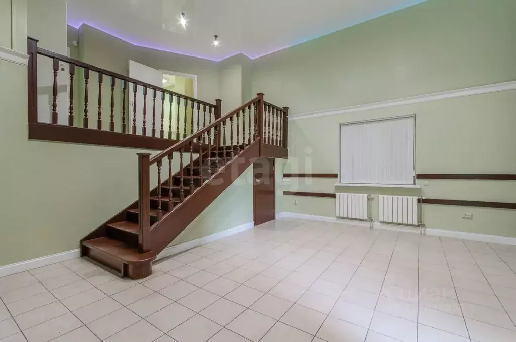 Помещение свободного назначения в Санкт-Петербург Фермское ш., 32 (120 ... - Фото 1