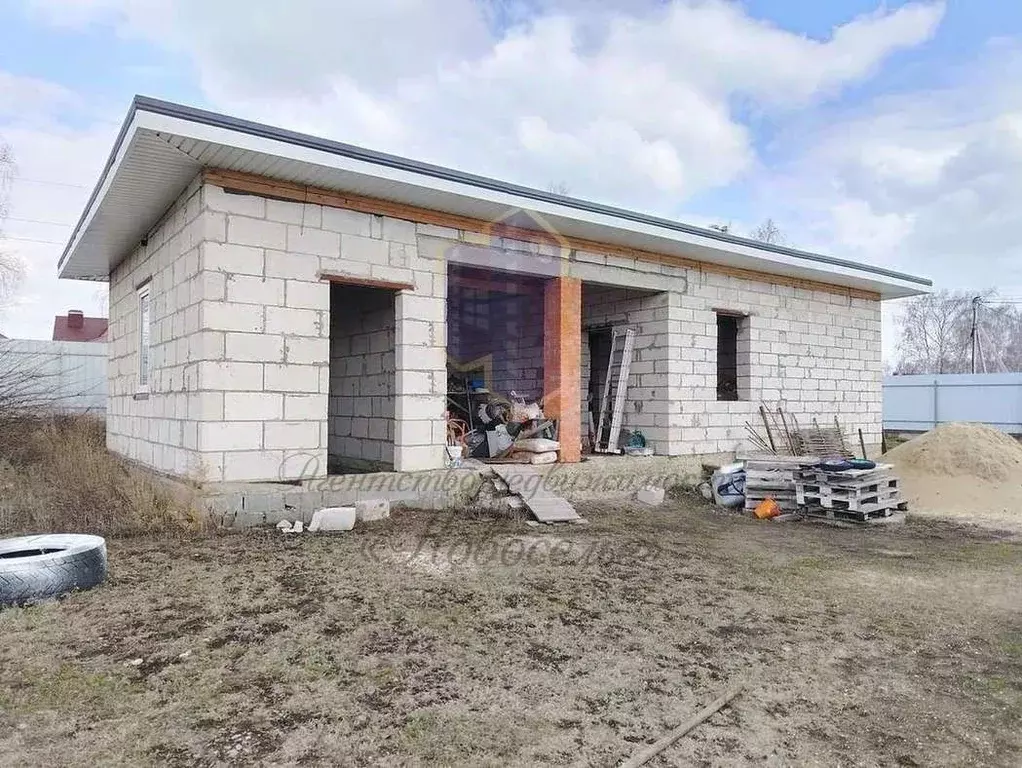 Коттедж в Белгородская область, Старый Оскол ул. Бекетовская (80 м) - Фото 0