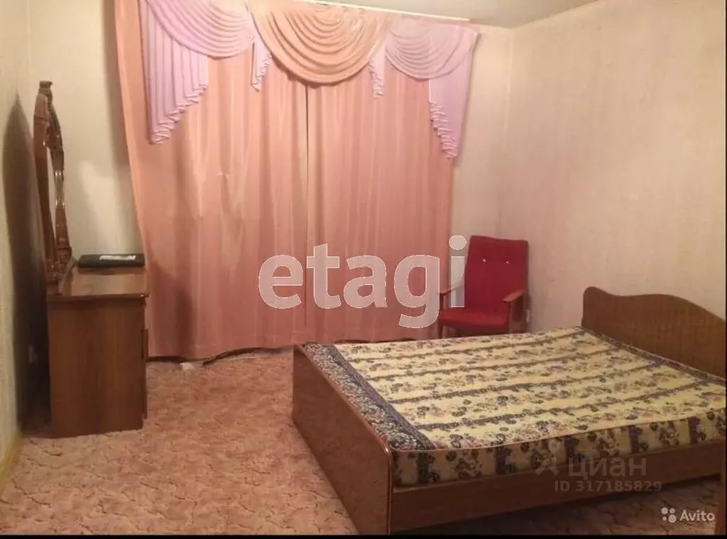 3-к кв. Краснодарский край, Горячий Ключ ул. Ленина, 55 (70.0 м) - Фото 0