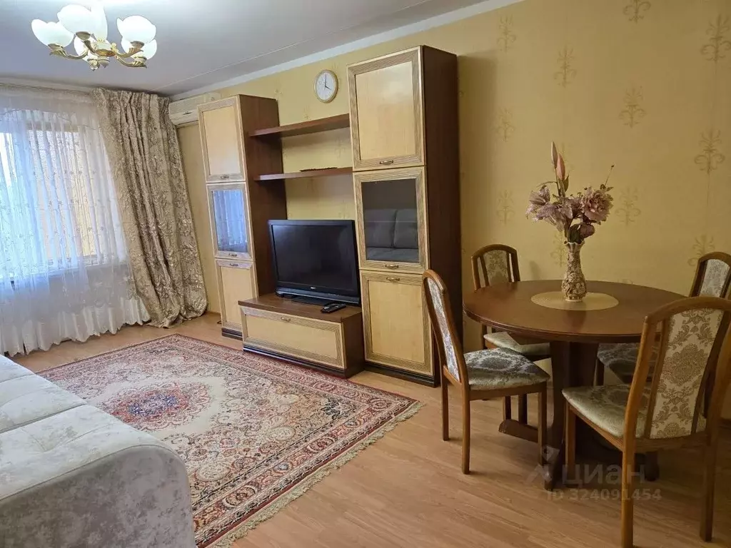 3-к кв. Волгоградская область, Волгоград Авиаторская ул., 3 (60.0 м) - Фото 1