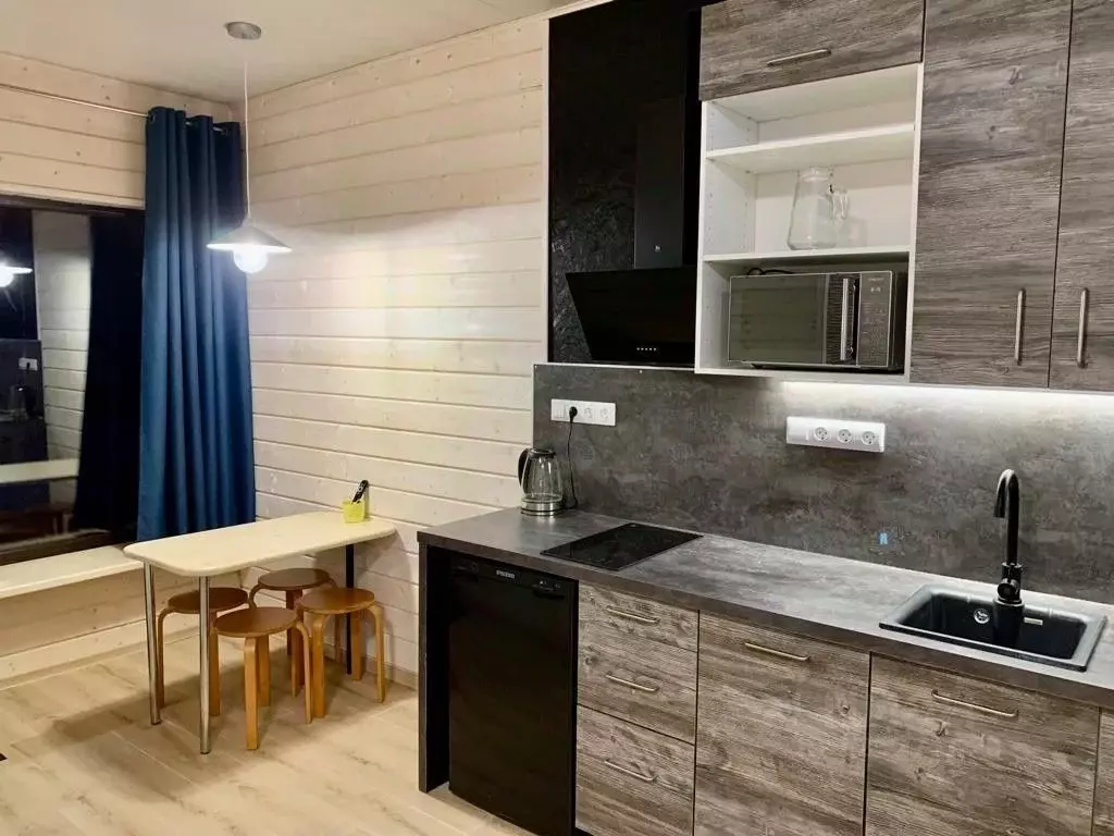 Комната Карелия, Лахденпохья Заводская ул., 24к1 (28.0 м) - Фото 1