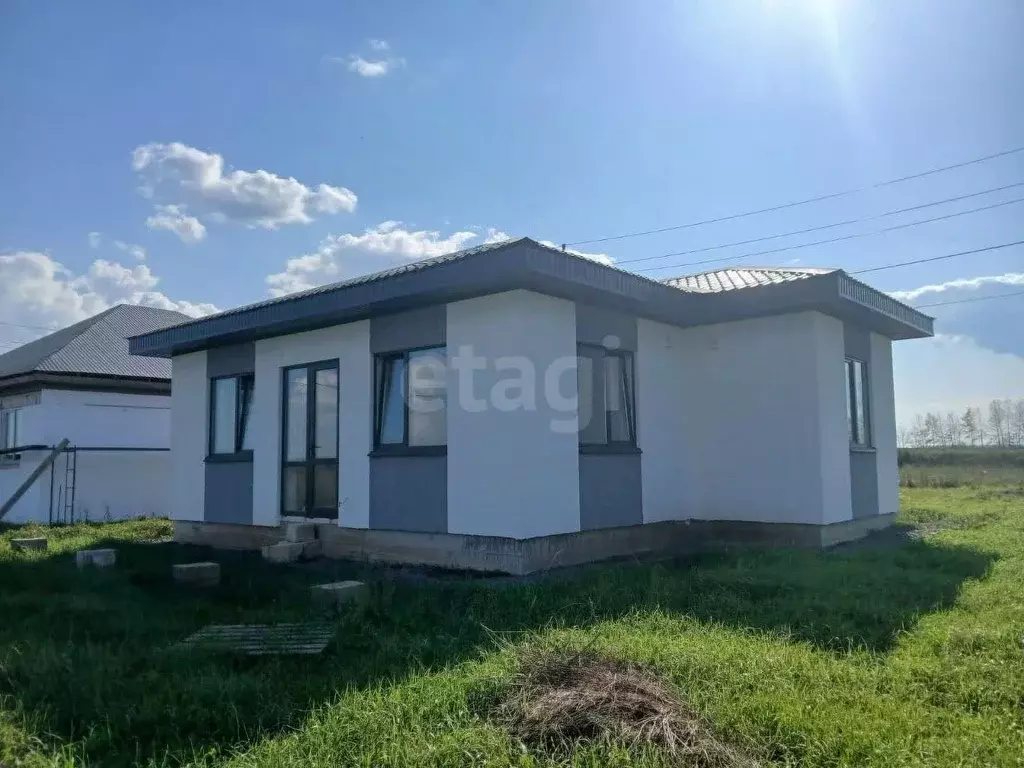 Дом в Башкортостан, Кармаскалинский район, Кабаковский сельсовет, д. ... - Фото 1