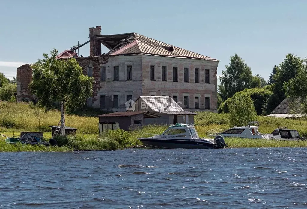 Дом в Карелия, Медвежьегорский муниципальный округ, д. Первые Гарницы, ... - Фото 1