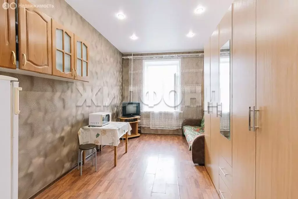 1к в -комнатной квартире (14.6 м) - Фото 0