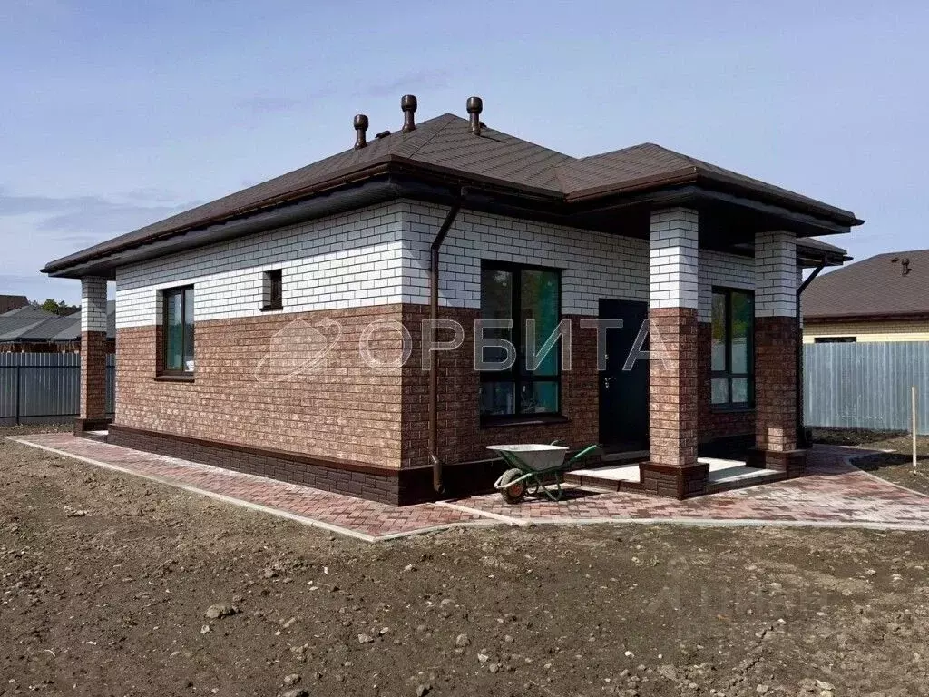 Дом в Тюменская область, Тюменский район, д. Ушакова Новая ул., 11 (80 ... - Фото 1