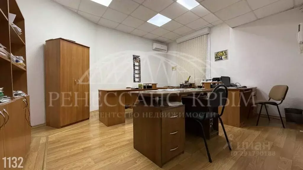 Помещение свободного назначения в Севастополь ул. Советская, 2 (111 м) - Фото 1