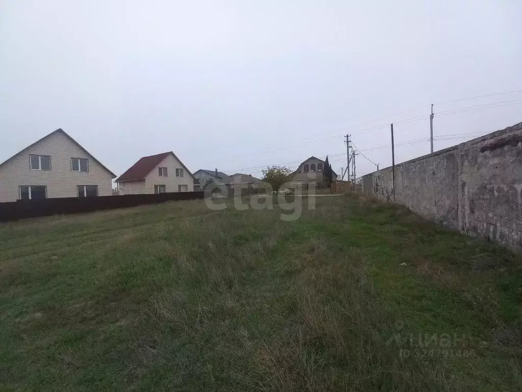 Участок в Крым, Симферопольский район, с. Родниково ул. Озерная (10.0 ... - Фото 1