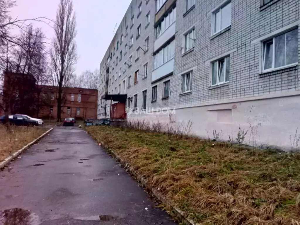 Комната Брянская область, Дятьково 12-й мкр, 2 (17.0 м) - Фото 1