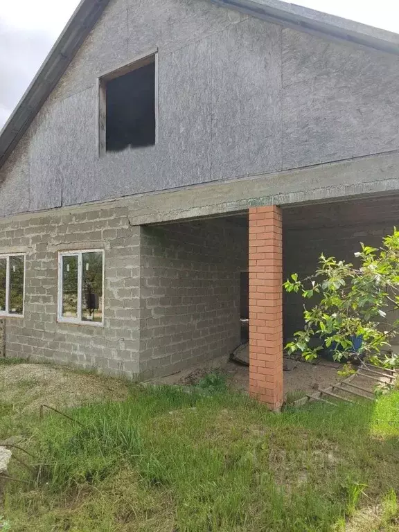 Дом в Краснодарский край, Абинск Сливовая ул. (100 м) - Фото 1