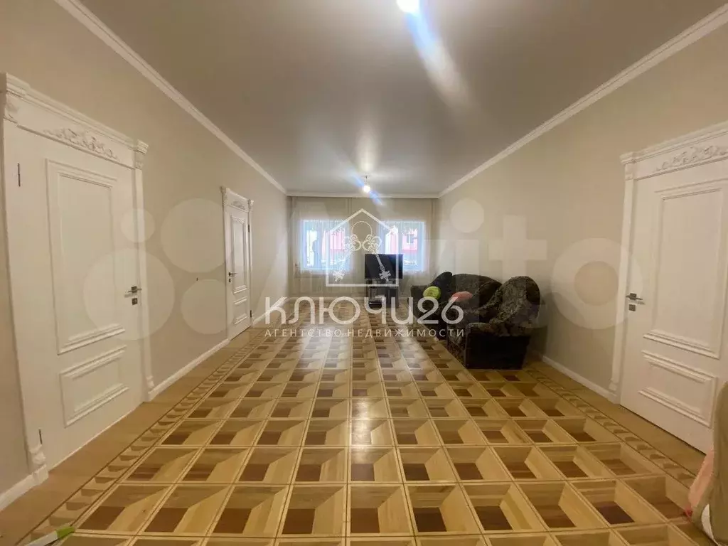 Дом 250 м на участке 10 сот. - Фото 1