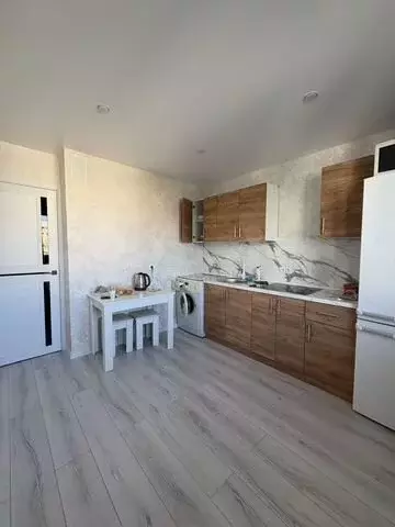 1-к. квартира, 40 м, 13/17 эт. - Фото 0