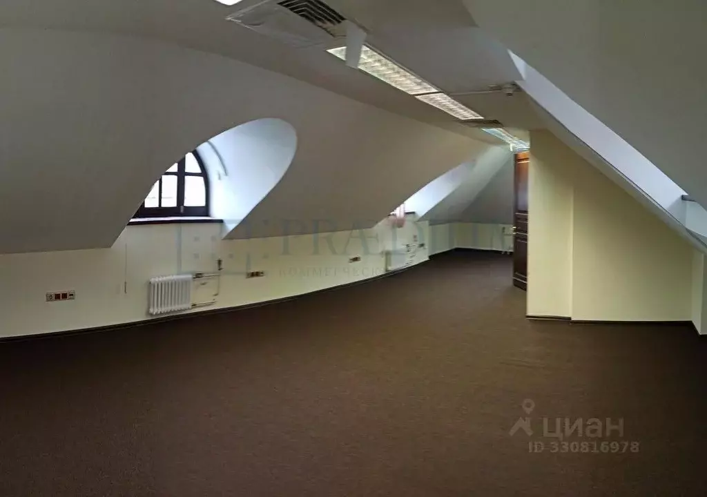 Офис в Москва Средний Овчинниковский пер., 8С2 (246 м) - Фото 1