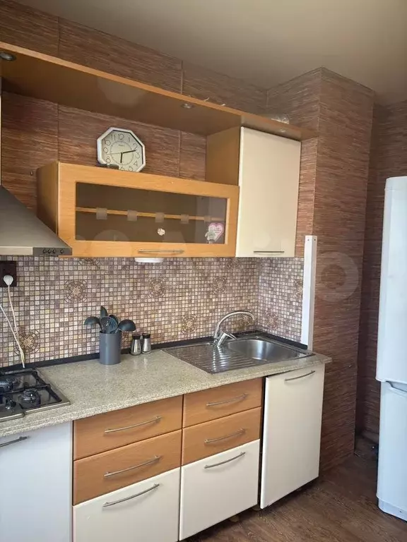 3-к. квартира, 63 м, 4/9 эт. - Фото 1