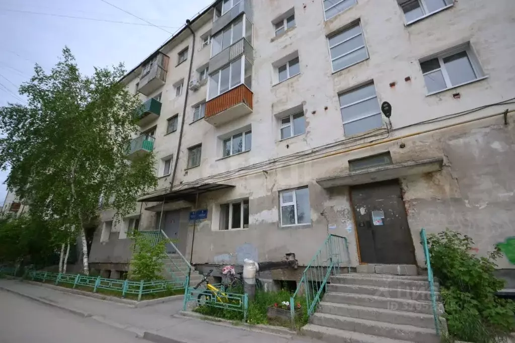 1-к кв. Саха (Якутия), Якутск просп. Ленина, 7/2 (30.5 м) - Фото 1