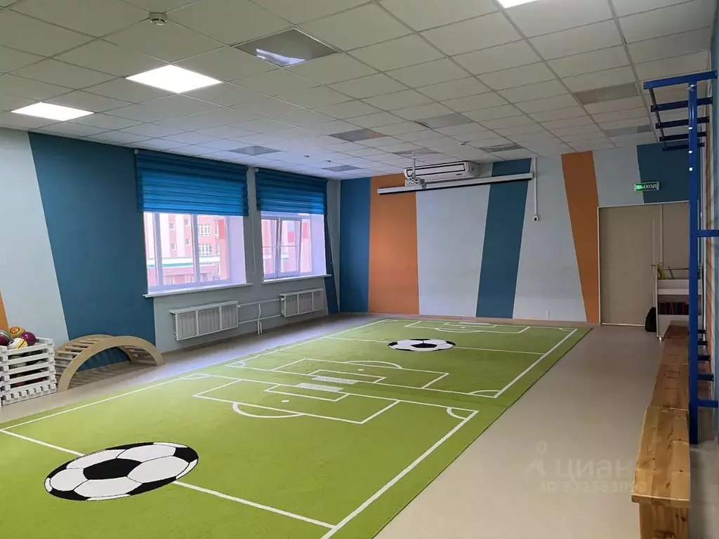 Помещение свободного назначения в Кемеровская область, Кемерово просп. ... - Фото 1